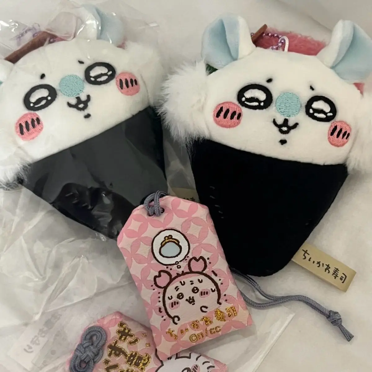 Chiikawa pendant acrylic Momon - Mini Backpack Purse recensie en prijs