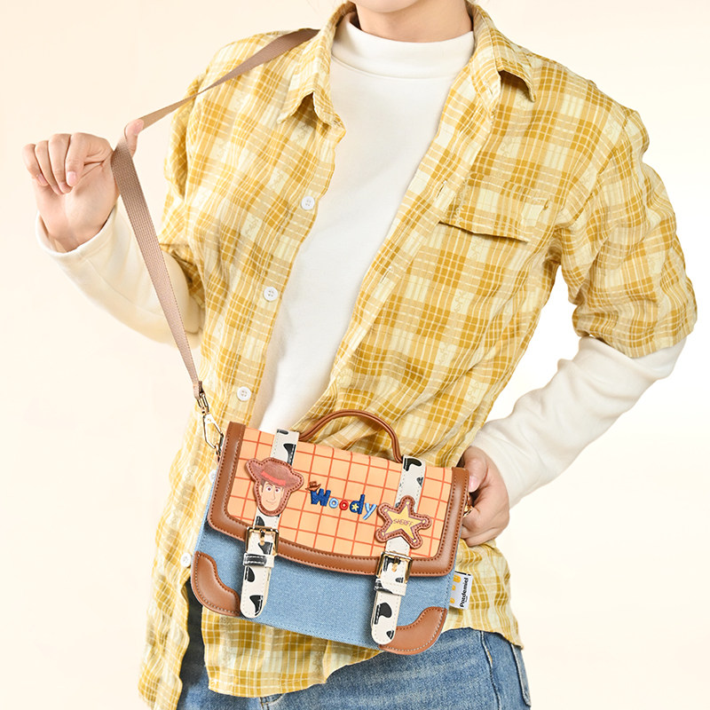 Potdemiel Toy Story Woody Cros - Mini Backpack Purse recensie en prijs